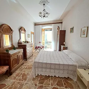 Alloggio in famiglia Da Isa - Matrimoniale, Iglesias